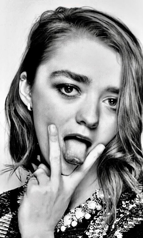 Maisie Williams top porno galerie