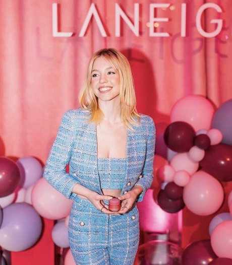 blonde asiatische onlyfans heiße erwachsene archiv