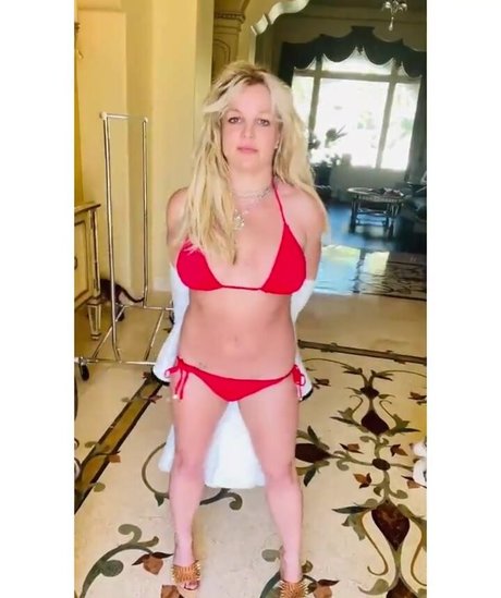 fansly onlyfans kunst akt bilder