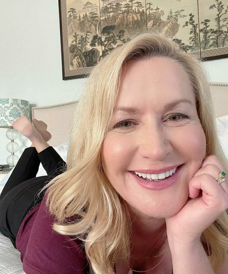 Angela Kinsey schauspielerin top bild