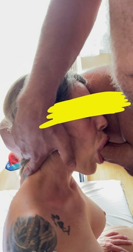 kata31 pornostar bild