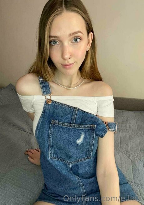 e lina hübsche nackte galerie