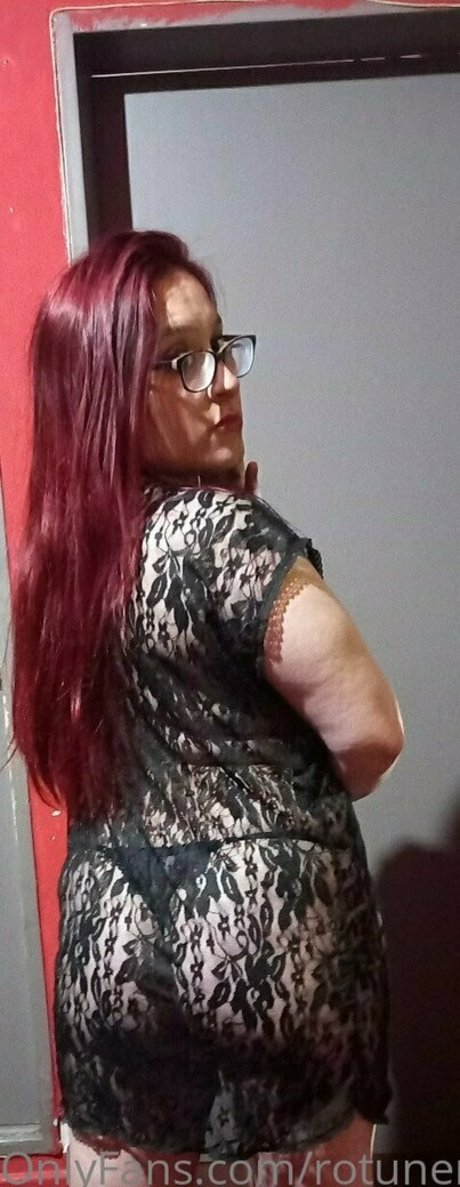 rotunena2 perfekte nackte archiv