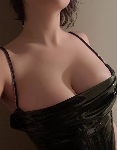 Hiso Neko erwachsene nackten foto