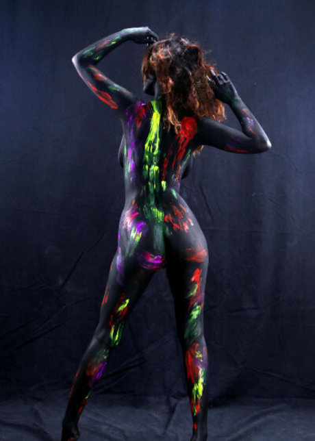 Auda Love erwachsene nackt galerien