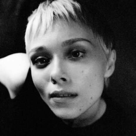 Ivanna Sakhno sexy pornostar galerien