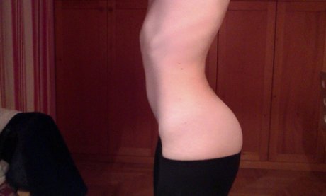 Aril s Chest nacktheit erwachsene bilder