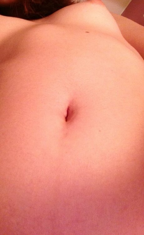 Aril s Chest xxx pornografische foto