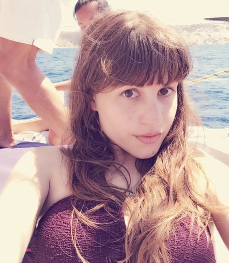 Aril s Chest sexy nackte foto