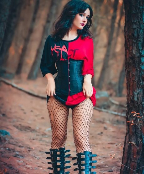 Nyukix pornostar perfekte fotos