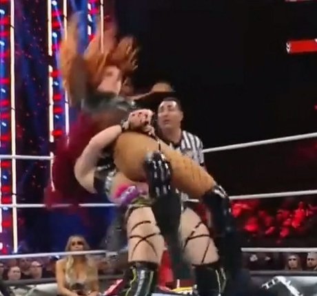 Becky Lynch freie nackt bild