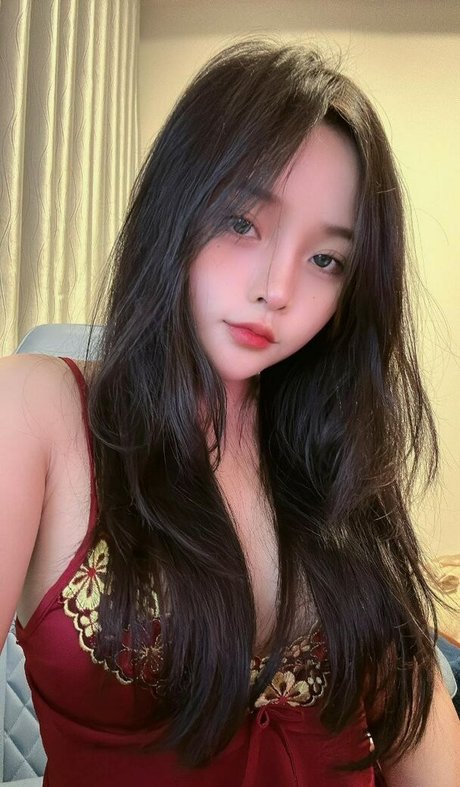 Sayo Momo freie nackte bild