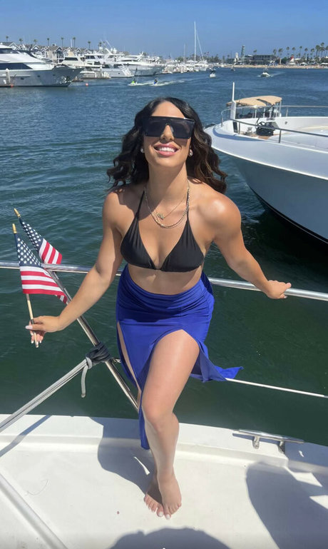 Mary Noura hübsche freie bild