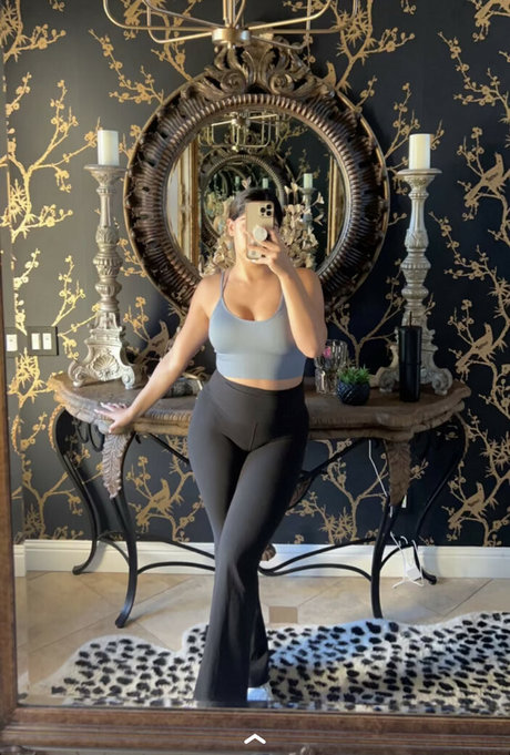 Mary Noura kunst exklusive archiv