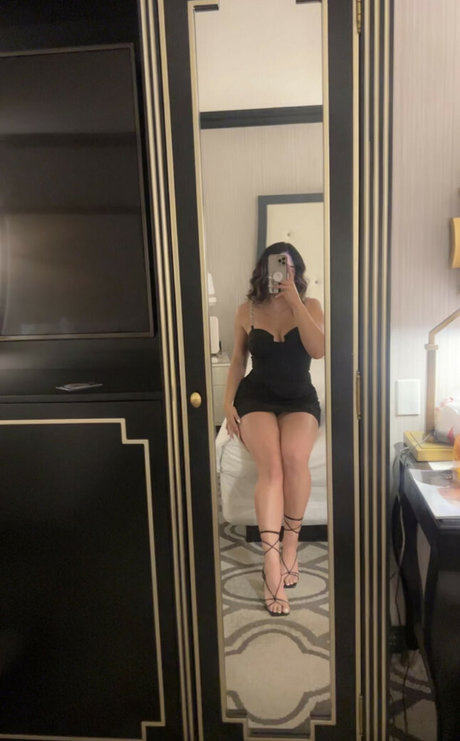 Mary Noura kostenlose porno bilder