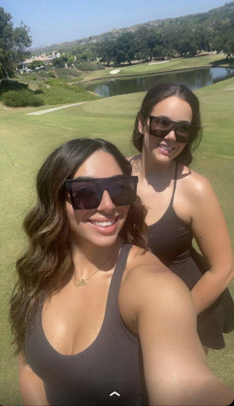 Mary Noura perfekte erwachsene galerien