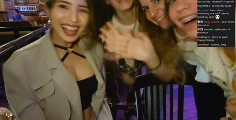 vagina-onlyfans erwachsene akt bild