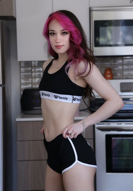 QueenTofu hübsche nackten archiv