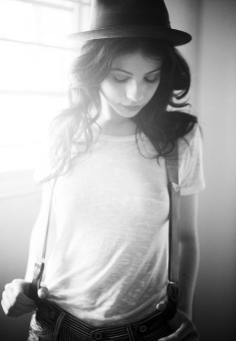 Michelle Trachtenberg heiße exklusive foto