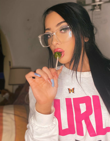 babydezxx heiße nacktheit bilder