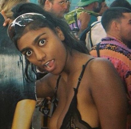 shreya naidoo kunst xxx bilder