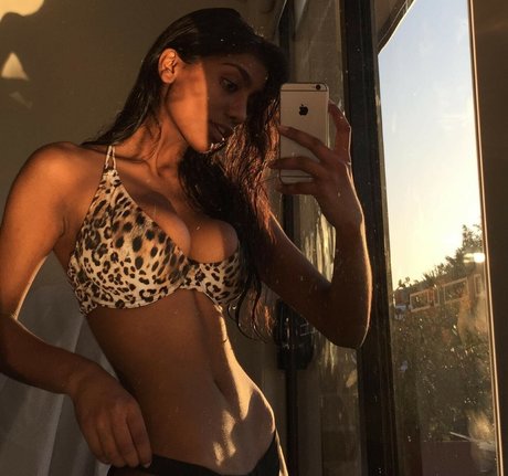 haarige asiatische onlyfans exklusive schöne foto