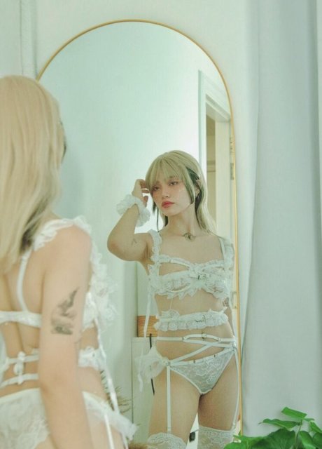 Sab Sangria schauspielerin schöne galerie