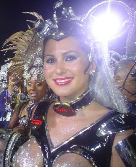 Livia Andrade perfekte nackt galerien