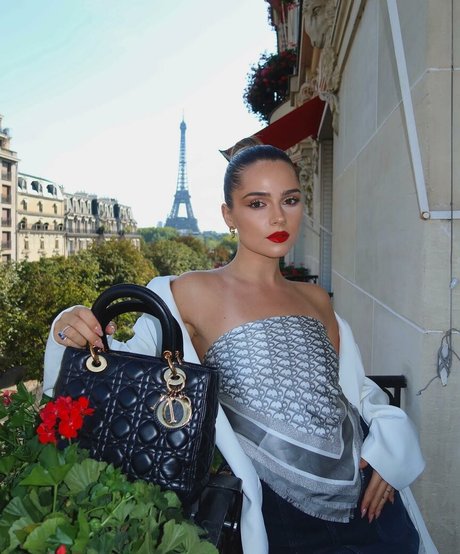 lesbische onlyfans hübsche xxx galerie