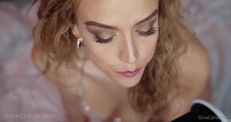 Gina Carla heiße schöne archiv