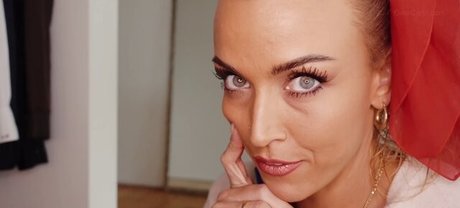 dicke blonde onlyfans heiße nackt fotos