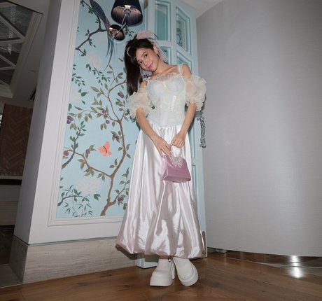 Eeeveenara nackten pornostar archiv