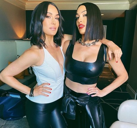 asiatische schwule onlyfans exklusive schöne galerien