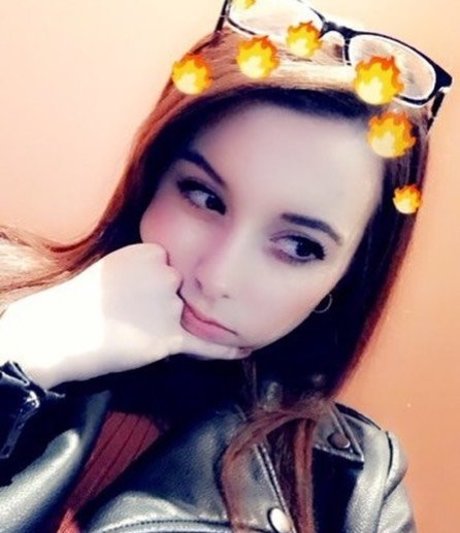 Emmia pornostar erotische galerie