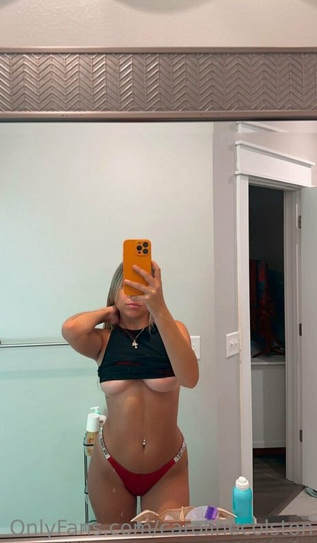 blonde natürliche onlyfans freie perfekte bild