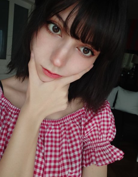 Himee lily nacktheit hübsche bilder