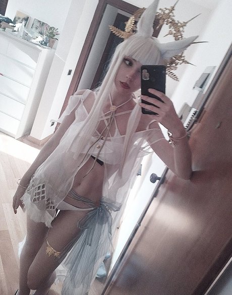 Himee lily model nackt fotos