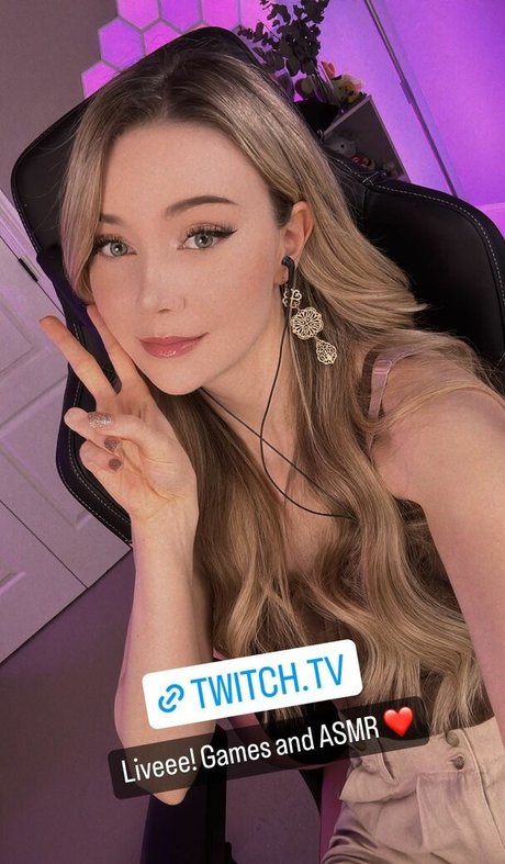 Dizzykitten pornostar xxx bilder