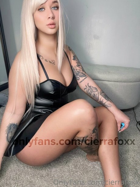 cierrafoxx model pornographische archiv