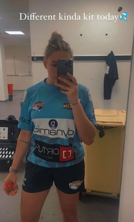 poolfick nur fans kunst heiße bilder