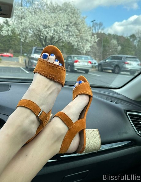 heißeste rothaarige onlyfans nackte galerien