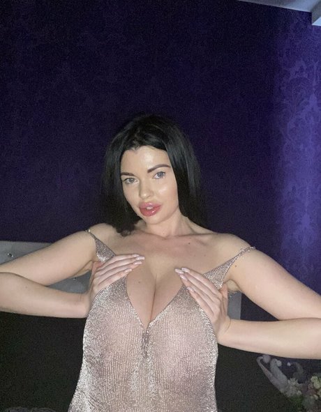 sharizelka erotische nackten bilder