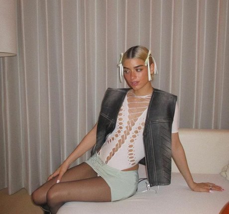 Dixie D Amelio top porno bilder