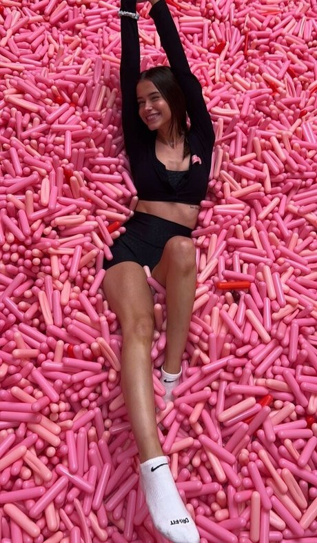 Lea Elui model akt fotos