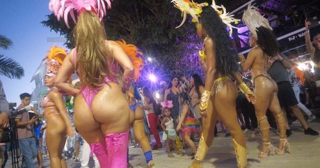 Exhibitionism top pornographische archiv