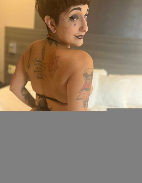 lovelygia xxx pornostar foto