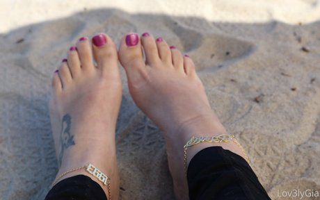 sehr dünne onlyfans xxx bild