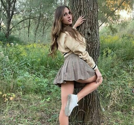 red mila nacktheit top archiv