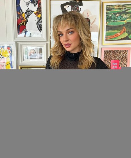 Abbie Chatfield hübsche erwachsene bild