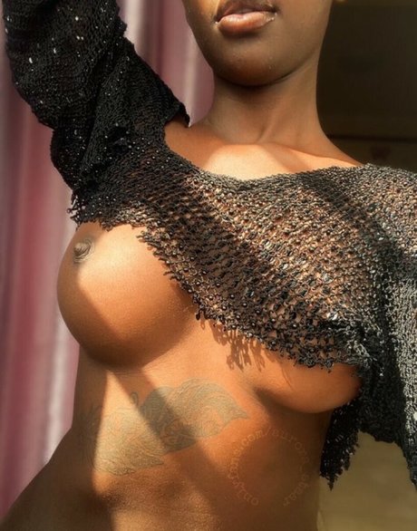 aurora staar top hübsche foto